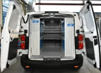 01_Für die Wartung medizinischer Geräte eingerichteter Citroën Jumpy