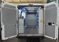 01_Für die Wartung von Gabelstaplern eingerichteter Citroën Jumper 