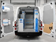 01_Im Renault Master eingerichtete komplette Werkstatt für die Pannenhilfe an Schwerfahrzeugen