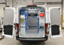 01_Komplett eingerichteter Ford Transit L3H2 eines Gas- und Wasserinstallateurs