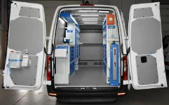01_Mercedes Sprinter mit Einrichtung für die Wartung von Waschanlagen