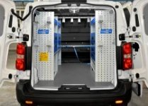 01_Toyota Proace für Sanitäranlagen