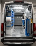 01_Von Syncro ausgestatteter Iveco Daily L3H2 für Abfallbehandlungsanlagen