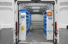 01_Von Syncro System eingerichteter gebrauchter Fiat Ducato für den Servicetechniker einer Ladenkette