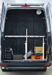 01_Zusätzliche Trennwand für den von den Hecktüren zugänglichen Abstellraum