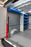 02_Ladungssicherungssysteme und Schwenkvorrichtung der Laderampe im Maxus Deliver9