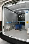 02_Scheibenständer und Zubehör für die Ladungssicherung im Transit eines Glasers