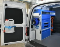 02_Schubladen, Regale und verschiedenes Zubehör im Volkswagen Caddy