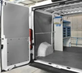 02_Vollständige Laderaumverkleidung im Fiat Ducato