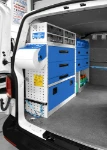 02_VW Transporter mit geschlossenen Regalwannen
