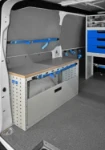 02_Werkbank und Ladungssicherungssysteme mit Haken und Spanngurten im Expert