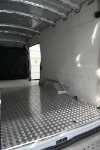 03 Radkastenverkleidung im Ford Transit Jumbo