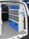 03_Durchsichtige Schub- und Kippladen im Berlingo eines Elektrikers
