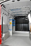 03_Master mit maßgefertigter Laderaumverkleidung von Syncro System für Boden, Wände und Radkasten