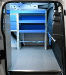 04_Ein Klassiker: Ladungssicherungssysteme an der Laderaumtrennwand des Connect