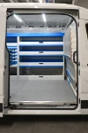 04_Fachböden mit halbhoher Klappe im Maxus Deliver9 (Beispiel 1)