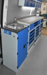 04_Handwaschbecken neben der Werkbank im Daily 