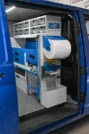 04_Laderaumtrennwand des Transporter mit kompletter Einrichtung und Zubehör