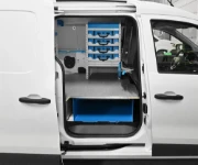 04_Unterflurfach und Ladungssicherungssysteme im Renault Express L1H1