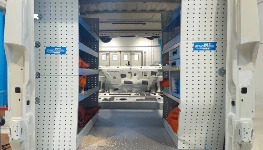 04_Von Syncro eingerichtetes Fahrzeug nach dem Crashtest 2023 bei 50 km/h