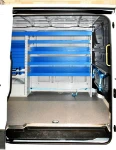 04_VW Crafter mit Kofferfixierung und Ladungssicherungszubehör von Syncro System