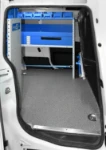 04_Zubehör für die Ladungssicherung mit Haken und Spanngurten von Syncro im Fiat Doblò L2H1