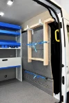 055_Laderaumtrennwand des Transit mit Syncroblock, Haken und Zurrgurten