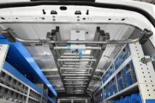 05_An der Decke befestigte Leiter in dem von Syncro System eingerichteten Crafter
