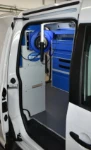 05_Detail der Aufrollautomatik mit Lampe für Kleintransporter