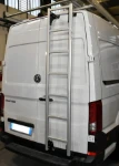 05_Hecktürleiter für den sicheren Aufstieg auf das Dach des Crafter