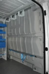 06_Ladungssicherungssysteme an der Laderaumtrennwand des Ducato