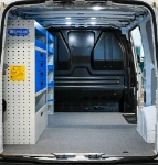 11_Einrichtung des Custom L1H1 eines Sanitär- und Heizungsinstallateurs, nur eine eingerichtete Wand (2)