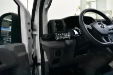 15_Bedienfeld in der Fahrerkabine für die LED-Lichtleiste auf dem Dach des Crafter