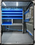 44_Edelstahl-Tropfwanne mit Tropfblech zum Auffangen von Flüssigkeiten im Fiat Ducato eines Servicemechanikers (2)