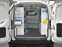 Ausbau mit Regalen im Fiat Fiorino