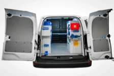 Ausbau mit Regalen, Verkleidungen und Zubehör für den Mercedes Citan