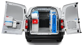 Ausbau mit Regalsystemen für den Fiat Doblo