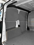 Beplankung, Radkastenverkleidung, Bodenplatte und Trennwandverkleidung für den Vivaro