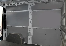 Bodenplatte mit Marmor-Optik, Radkastenverkleidung und Wandplatten für den Fiat Ducato