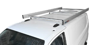 Dachgepäckträger mit Bordwänden und Supersilent-Profil auf dem Ford Custom