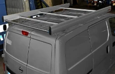 Dachträger auf dem Nissan NV200 von Syncro