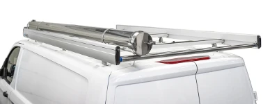 Dachträger mit Rohrhalter auf dem Ford Custom