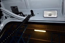 Detailansicht einer Steckdose in einem Nutzfahrzeug für Ladeneinrichtungen