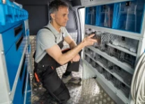 Durchsichtige Schub- und Kippladen für Nutzfahrzeuge