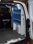 Durchsichtige Schubladen im Ford Courier 2014