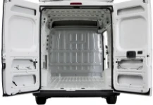 Einbau der seitlichen Schutzverkleidungen