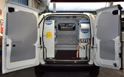 Einrichtung FIORINO für die Instandhaltung von Wasserleitungen