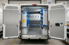 Einrichtung für die Wartung von Bierzapfanlagen im Opel Movano L2H2