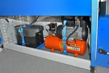 Fach für EcoFlow Powerstation in der Syncro Fahrzeugeinrichtung für den Transporter
