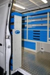 Cassettiera Syncro Ultra nel NV250 vista dal portellone laterale
